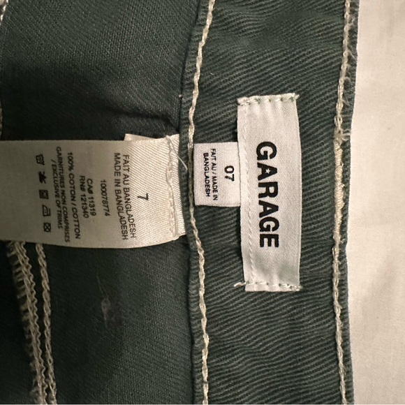 Garage Green Cargo Jeans- women’s size 7 - Picture 2 of 3